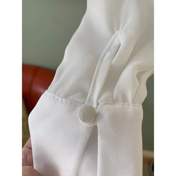 Likely half tuck blouse - Picture 6 of 12